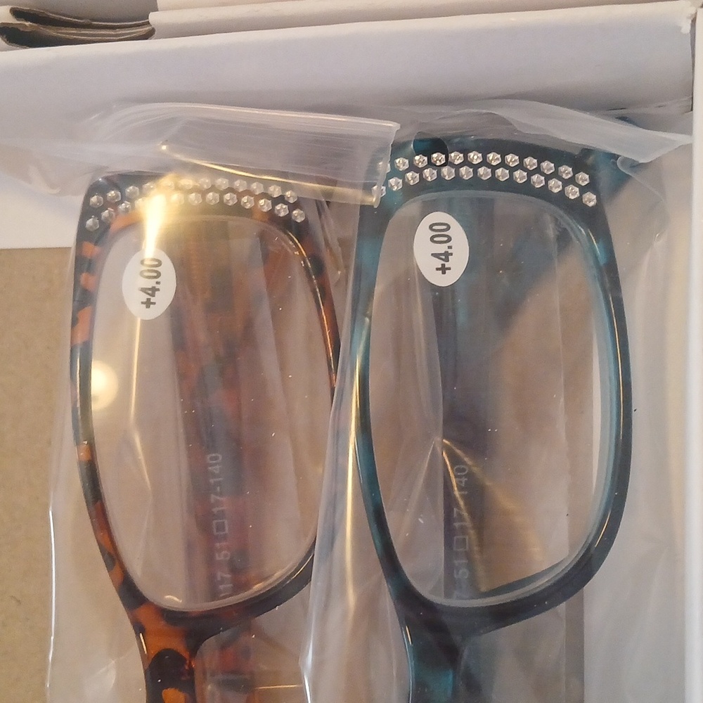 Stylish Readers Set of 6 - Picture 2 of 7